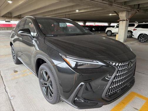 2026 Lexus NX 450h+ Luxury