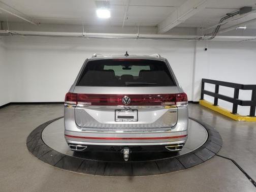 2024 Volkswagen Atlas 2.0T SEL Premium R-Line 4MOTION