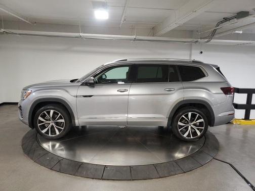 2024 Volkswagen Atlas 2.0T SEL Premium R-Line 4MOTION