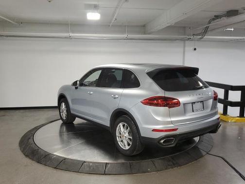 2016 Porsche Cayenne Cayenne