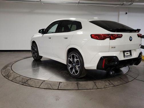 Alpine White 2025 BMW X2 M35i