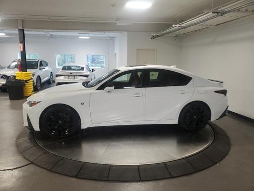 2022 Lexus IS 350 Base