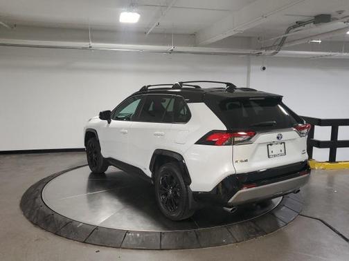 2023 Toyota RAV4 Hybrid SE