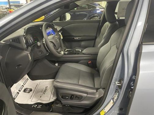 2025 Lexus RZ 450e Premium
