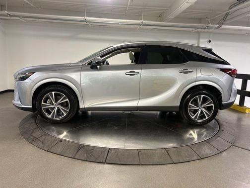 Iridium 2023 Lexus RX 350h Premium