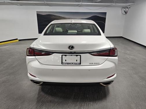 2024 Lexus ES 350 Base