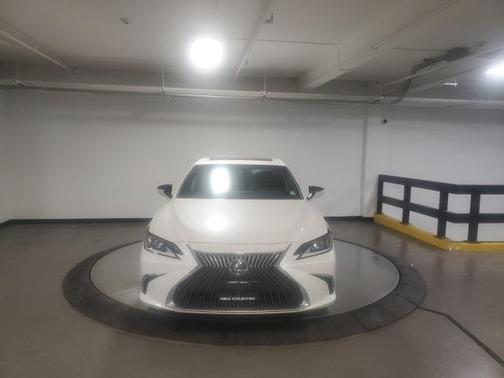 2021 Lexus ES 350 Base