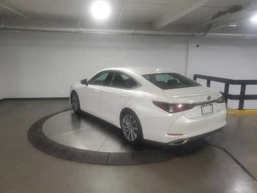 2021 Lexus ES 350 Base