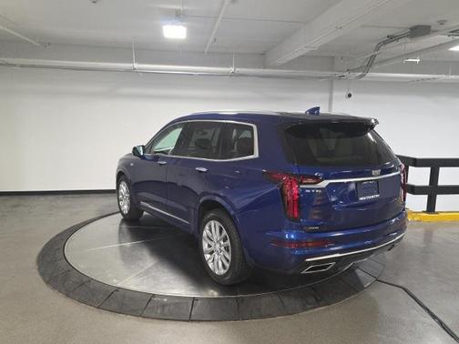 2023 Cadillac XT6 Premium Luxury AWD