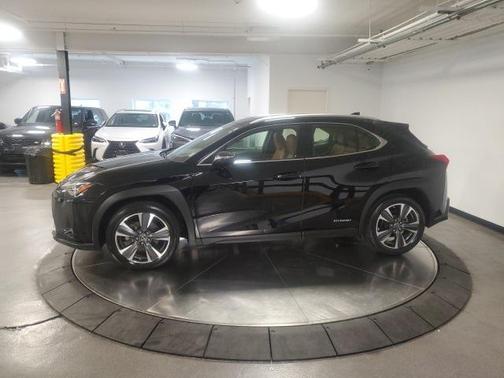 2020 Lexus UX 250h Base