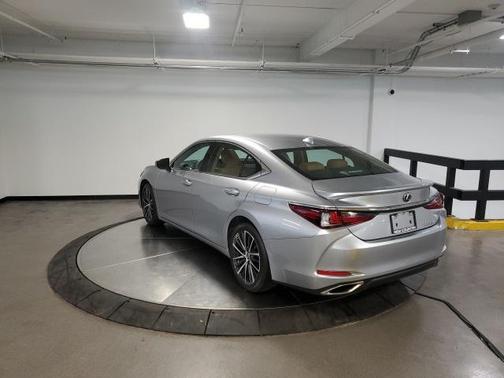 2022 Lexus ES 350 Base