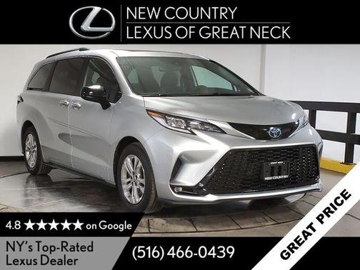 2021 Toyota Sienna XSE 7 Passenger