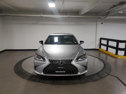 2022 Lexus ES 350 Base
