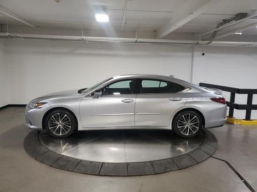 2022 Lexus ES 350 Base