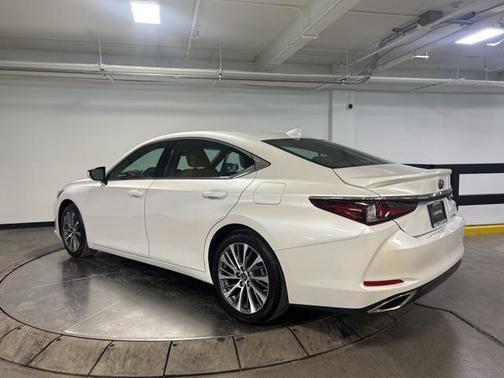 2020 Lexus ES 350 Base