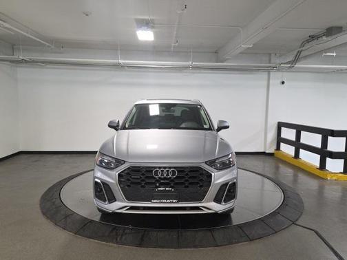 2023 Audi Q5 45 S line Premium