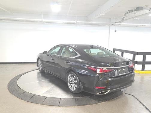 2019 Lexus ES 350 Base