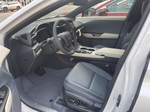 2025 Lexus RZ 450e Premium