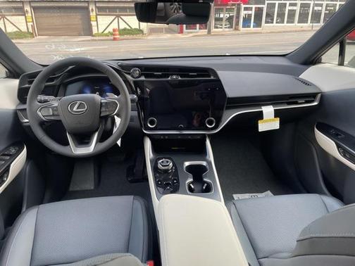 2025 Lexus RZ 450e Premium