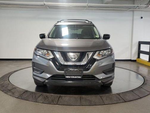 Gun Metallic 2017 Nissan Rogue SV