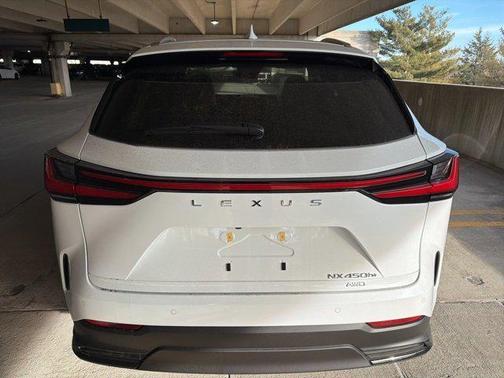 2026 Lexus NX 450h+ Luxury