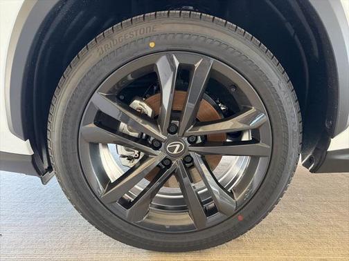 2026 Lexus NX 450h+ NX 450h+ Luxury