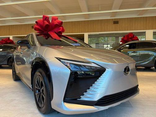 Iridium 2026 Lexus RZ 450e Premium