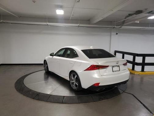 2017 Lexus IS 300 Base