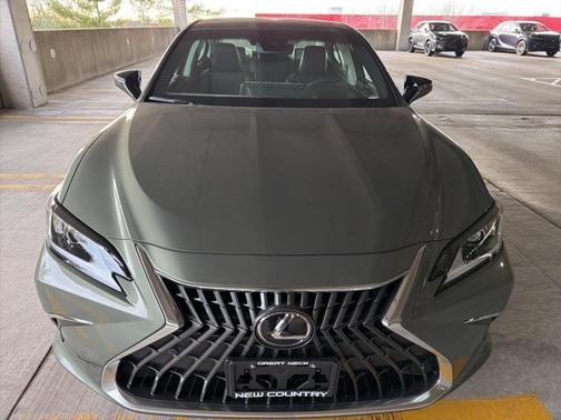 2025 Lexus ES 350 Base