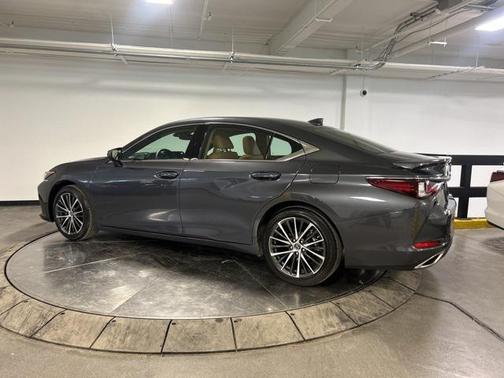 2025 Lexus ES 350 Base