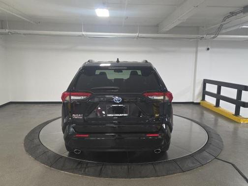 2024 Toyota RAV4 Prime SE