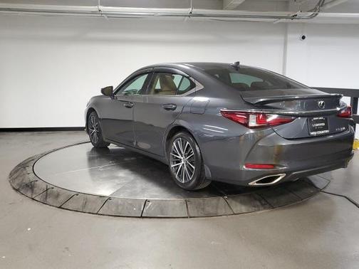 2023 Lexus ES 350 Base