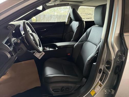 2025 Lexus ES 350 Base