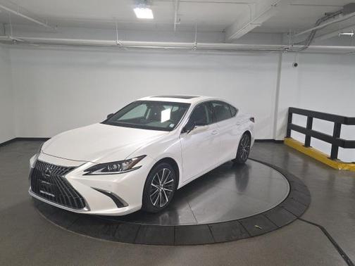 2022 Lexus ES 350 Base