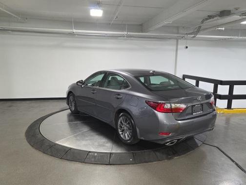 2018 Lexus ES 350 Base