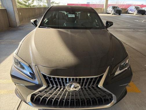 2025 Lexus ES 350 Base