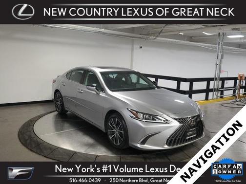 2022 Lexus ES 300h Base