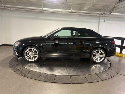 Mythos Black Metallic/Black Roof 2018 Audi A3 2.0T Premium