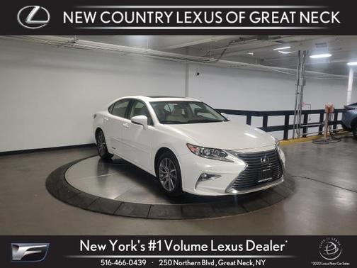 2016 Lexus ES 300h Base