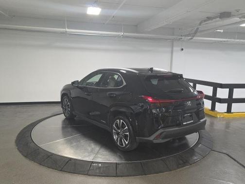 2022 Lexus UX 250h Base