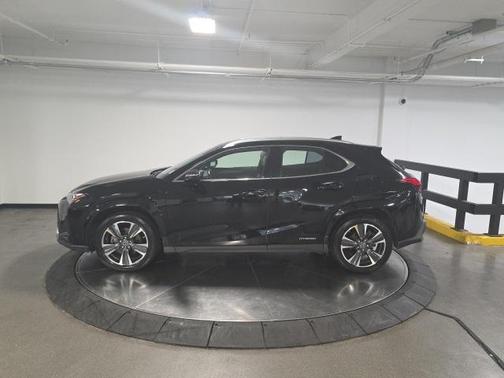 2022 Lexus UX 250h Base