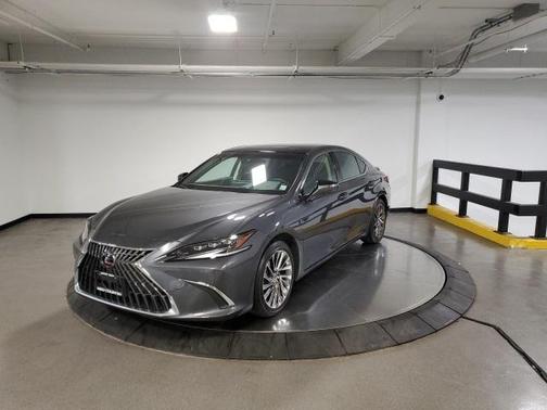 2025 Lexus ES 350 Ultra Luxury