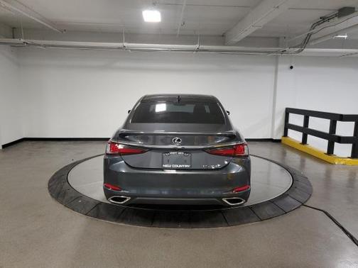 2025 Lexus ES 350 Ultra Luxury