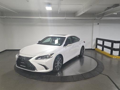 2023 Lexus ES 350 Base
