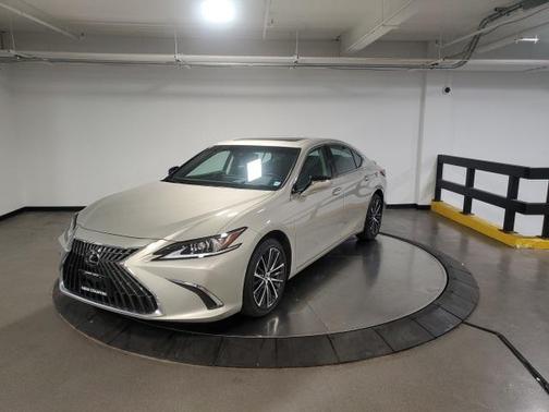 2025 Lexus ES 350 Base