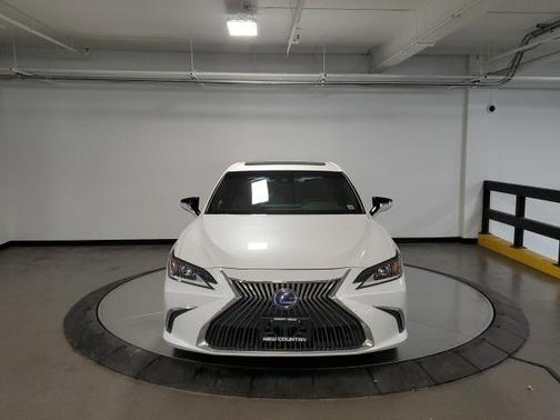 2021 Lexus ES 300h Base