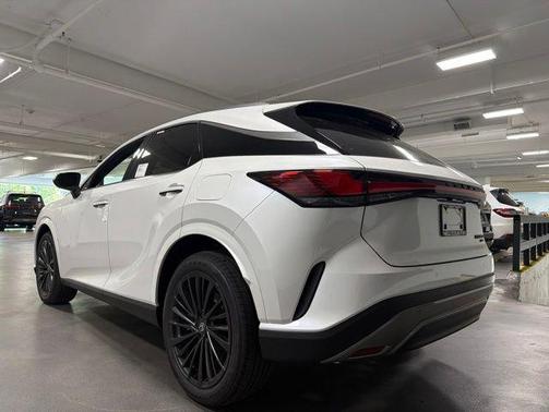 Pear 2026 Lexus RX 350 Premium