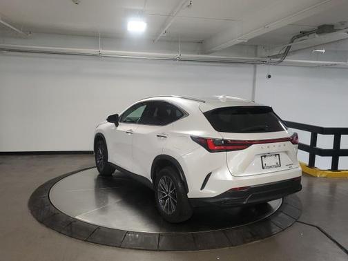 2022 Lexus NX 350h Premium