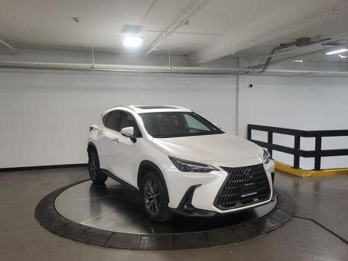 2022 Lexus NX 350h Premium
