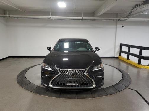 2023 Lexus ES 350 Base